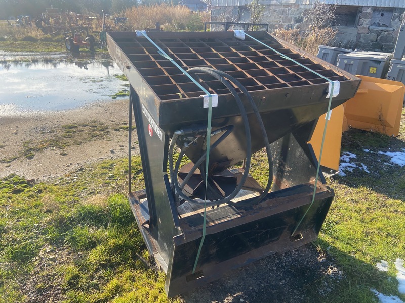 Martach Salt Spreader